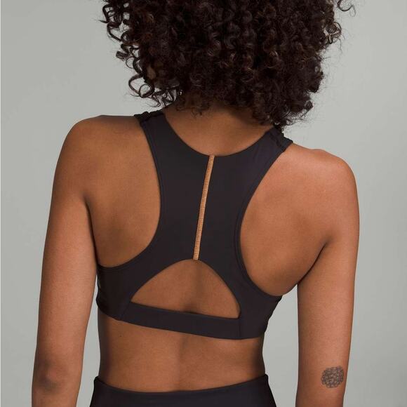 Lululemon Tough Train High-Neck Bra Medium Support C/D Black Orange Soda Size 6 - Picture 2 of 6